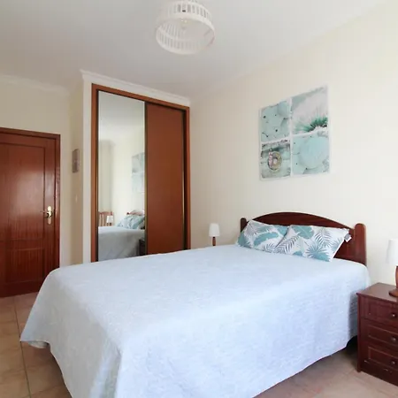 Modern In With Pool, 50 M² Διαμέρισμα