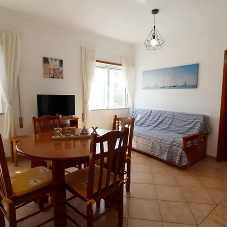 Modern In With Pool, 50 M² Portimão