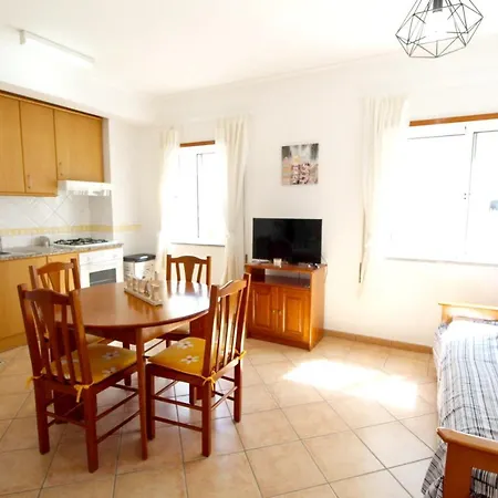 Modern In With Pool, 50 M² Apartamento *